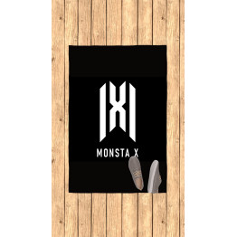 Monsta X fekete szőnyeg